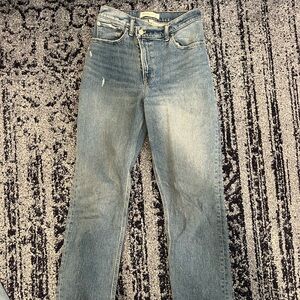 Abercrombie Curve Love 90’s Straight Ultra High Rise Jeans w Asymmetrical button